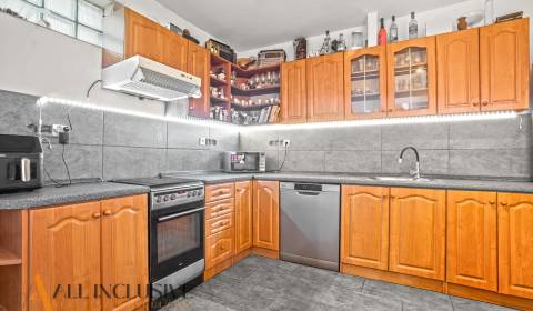 Eladó Családi ház, Családi ház, Galanta, Szlovákia