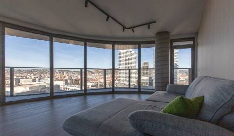 Kiadó 3 szobás lakás, 3 szobás lakás, Pribinova, Bratislava - Staré Me