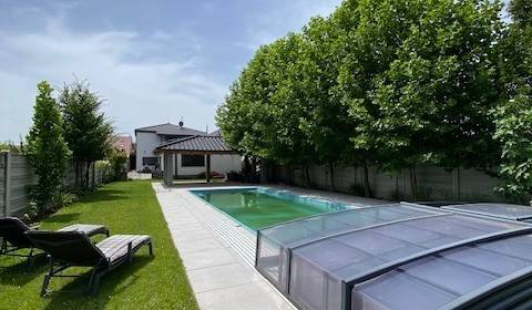 Eladó Villa, Villa, Hradská, Bratislava - Vrakuňa, Szlovákia