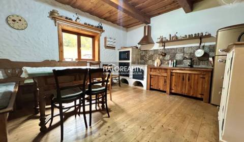 Eladó Nyaraló, Považská Bystrica, Szlovákia