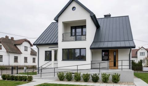 Eladó Családi ház, Családi ház, Turčianske Teplice, Szlovákia