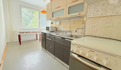 Eladó 2 szobás lakás, Nové Zámky, Szlovákia