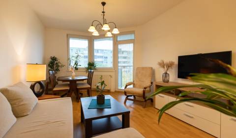 Kiadó 2 szobás lakás, 2 szobás lakás, Jegeho alej, Bratislava - Ružino