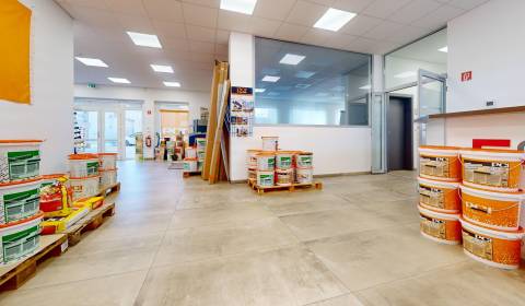 Kiadó Üzlethelység, Üzlethelység, Strojárenská, Trnava, Szlovákia