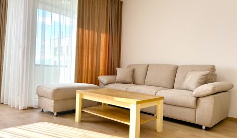 Kiadó 2 szobás lakás, 2 szobás lakás, Karpatská, Poprad, Szlovákia