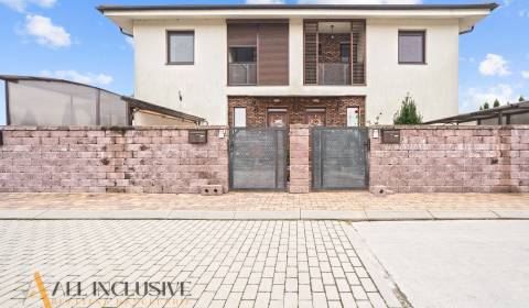 Eladó 3 szobás lakás, 3 szobás lakás, Dunajská Streda, Szlovákia