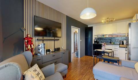 Eladó 3 szobás lakás, 3 szobás lakás, Agátová, Bratislava - Dúbravka, 