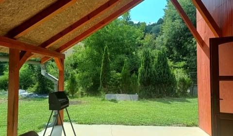 Eladó Nyaraló, Nyaraló, Prievidza, Szlovákia