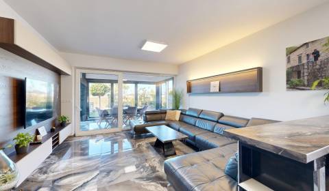 Eladó Családi ház, Családi ház, Jarná, Dunajská Streda, Szlovákia