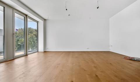 Eladó 2 szobás lakás, 2 szobás lakás, Krasovského, Bratislava - Petrža