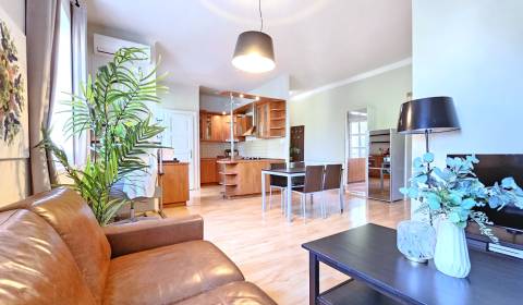 Eladó 2 szobás lakás, 2 szobás lakás, Dobrovského, Bratislava - Staré 