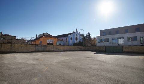 Eladó Építési telek, Építési telek, Nové Zámky, Szlovákia