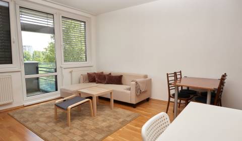 Kiadó 2 szobás lakás, 2 szobás lakás, Záporožská, Bratislava - Petržal