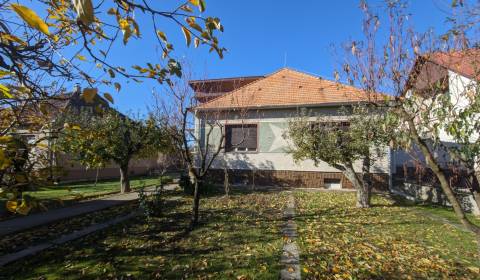 Eladó Családi ház, Családi ház, Nitra, Szlovákia