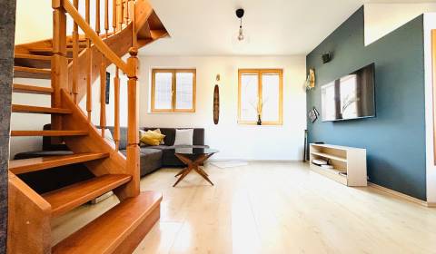 Kiadó 2 szobás lakás, 2 szobás lakás, Zochova, Bratislava - Staré Mest