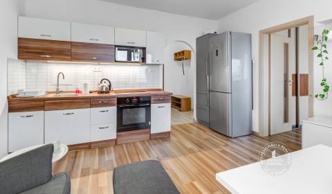 Kiadó 2 szobás lakás, 2 szobás lakás, Námestie hraničiarov, Bratislava