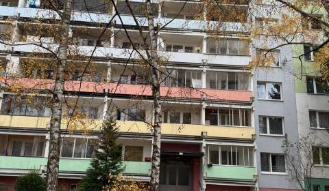 Eladó 3 szobás lakás, 3 szobás lakás, Nanterská, Žilina, Szlovákia