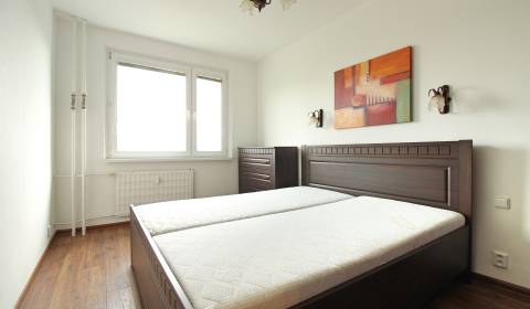 Eladó 3 szobás lakás, 3 szobás lakás, Murániho, Nitra, Szlovákia