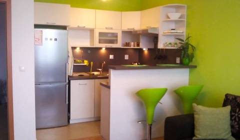 Kiadó 2 szobás lakás, 2 szobás lakás, Nevädzová, Bratislava - Ružinov,