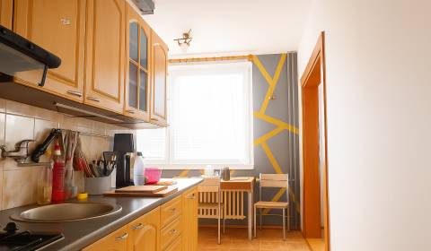 Eladó 3 szobás lakás, 3 szobás lakás, Žiar nad Hronom, Szlovákia