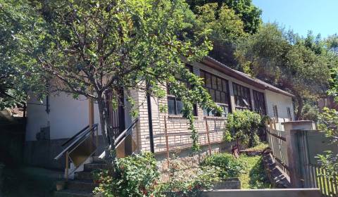 Eladó Családi ház, Családi ház, Vyhne, Žiar nad Hronom, Szlovákia