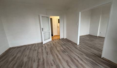 Kiadó 2 szobás lakás, 2 szobás lakás, Puškinova, Topoľčany, Szlovákia