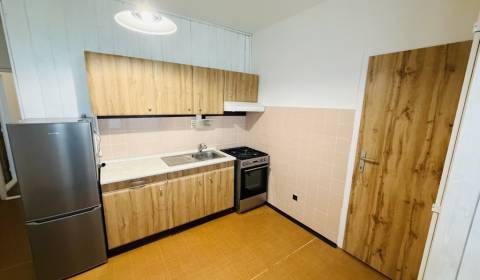 Kiadó 2 szobás lakás, 2 szobás lakás, S. H. Vajanského, Nové Zámky, Sz