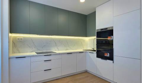 Eladó 3 szobás lakás, 3 szobás lakás, Michalovská, Košice - Západ, Szl