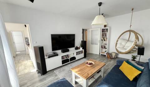 Eladó 3 szobás lakás, 3 szobás lakás, Tranovského, Bratislava - Dúbrav