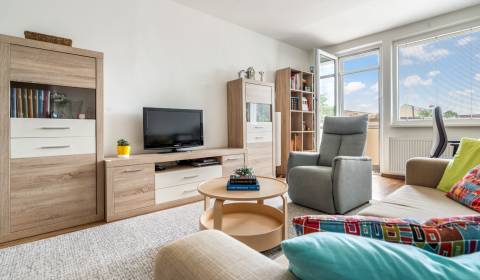 Eladó 3 szobás lakás, 3 szobás lakás, Kysucká, Senec, Szlovákia