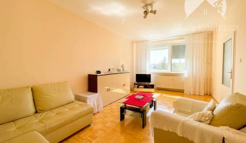 Eladó 4 szobás lakás, 4 szobás lakás, Dunajská Streda, Szlovákia