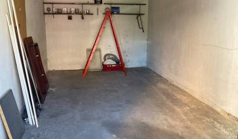 Eladó Garázsok, Garázsok, Čmelíkova, Bratislava - Ružinov, Szlovákia