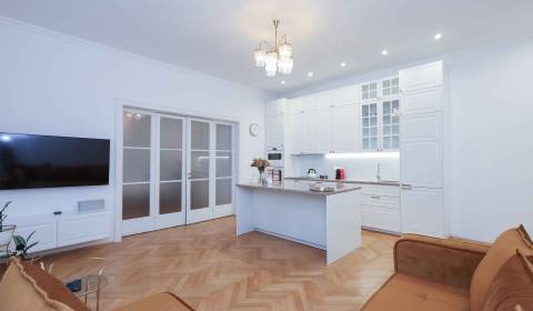 Eladó 2 szobás lakás, 2 szobás lakás, Grösslingova, Bratislava - Staré