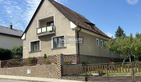 Eladó Családi ház, Prievidza, Szlovákia