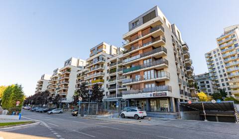 Eladó 3 szobás lakás, 3 szobás lakás, Prešovská, Bratislava - Ružinov,