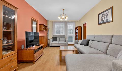 Eladó 3 szobás lakás, 3 szobás lakás, Lipského, Bratislava - Dúbravka,