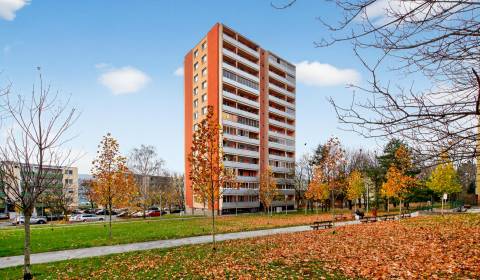 Eladó 3 szobás lakás, 3 szobás lakás, Lipského, Bratislava - Dúbravka,