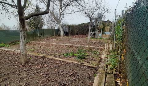 Eladó Kertek, Kertek, Zvolen, Szlovákia