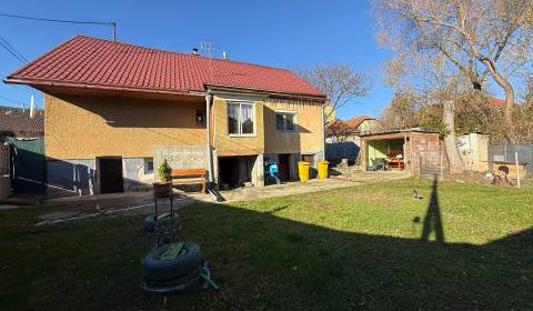 Eladó Családi ház, Családi ház, Zlaté Moravce, Szlovákia