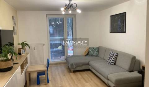 Eladó 2 szobás lakás, Žilina, Szlovákia