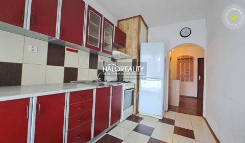 Eladó 3 szobás lakás, Žiar nad Hronom, Szlovákia