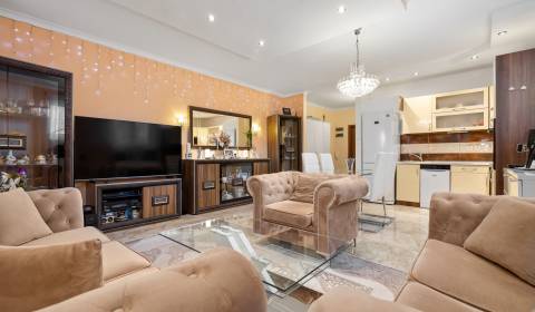 Eladó 3 szobás lakás, 3 szobás lakás, Senec, Szlovákia