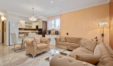 Eladó 3 szobás lakás, 3 szobás lakás, Senec, Szlovákia