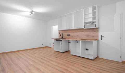 Eladó 1 szobás lakás, 1 szobás lakás, Drobného, Bratislava - Dúbravka,