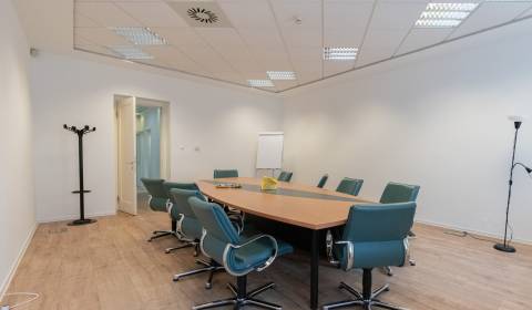 Kiadó Üzlethelység, Üzlethelység, Gorkého, Bratislava - Staré Mesto, S