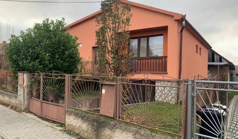 Eladó Családi ház, Családi ház, Nitra, Szlovákia