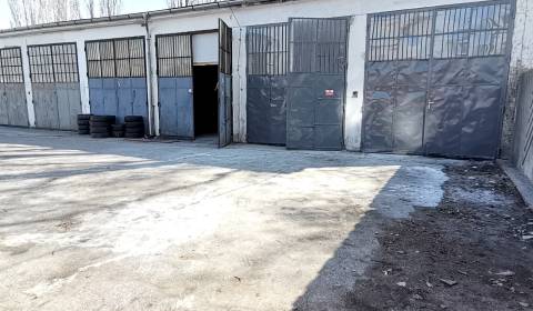 Kiadó Raktárak és ipari épületek, Raktárak és ipari épületek, Trnavská