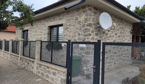 Eladó Családi ház, Családi ház, Komárno, Szlovákia