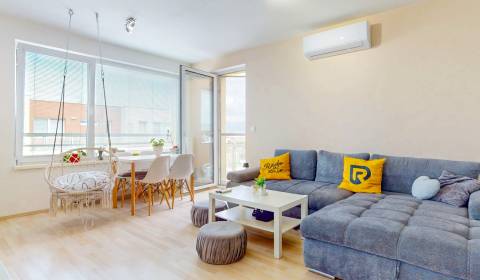 Eladó 4 szobás lakás, 4 szobás lakás, Agátová, Senec, Szlovákia