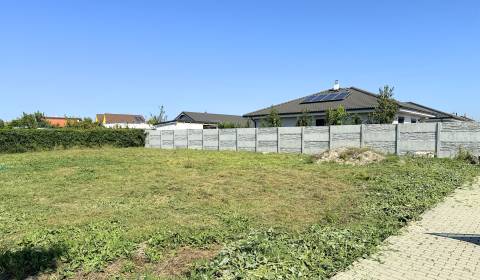 Eladó Építési telek, Építési telek, Bazová, Galanta, Szlovákia